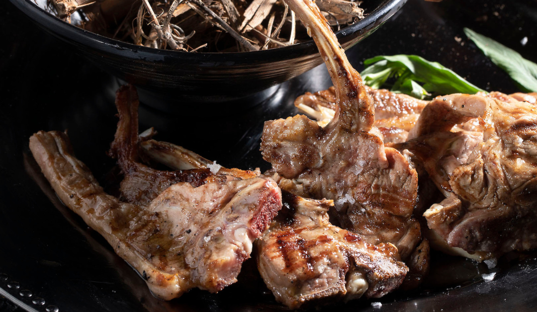 Chuletillas de cordero a la brasa con sarmientos: guía rápida para bordarlas