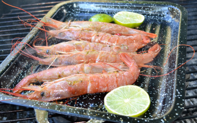 Gambones a la parrilla con toque thai cítrico y ahumado