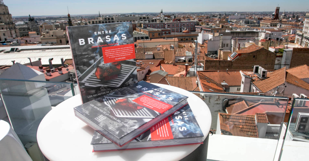 libro Entre Brasas Juan Manuel Benayas